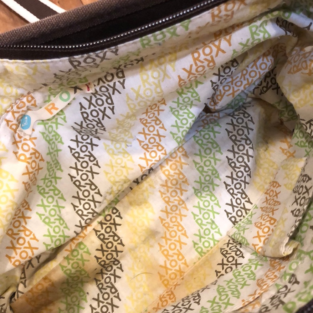 Cute Beachy Roxy Purse - Picture 2 of 2